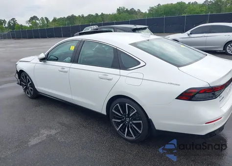 2023 Honda Accord Hybrid Touring z USA, uszkodzony, nr VIN 1HGCY2F80PA009611